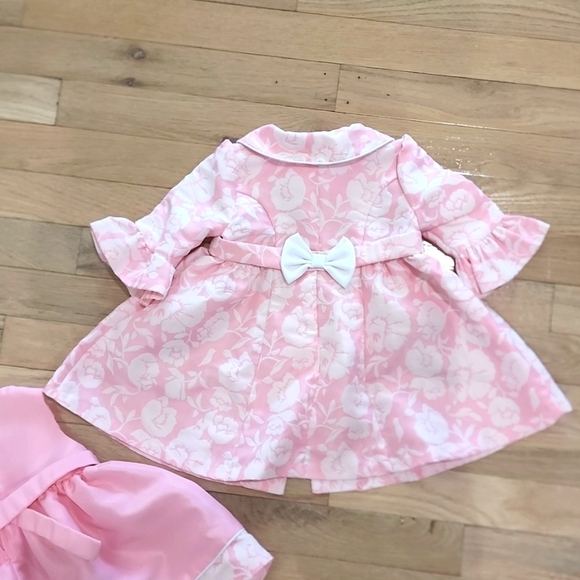 Adorable baby girl's outfit.  Size 6-9 months - Picture 10 of 14